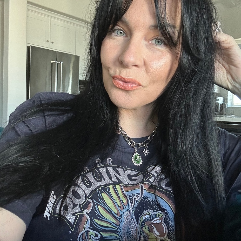 Beautiful edgy necklace pearl jewel